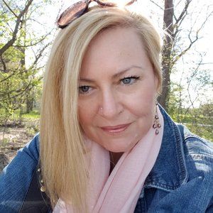 Meet your Posher, Jacqueline